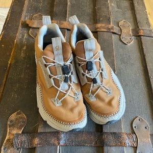 On Cloud CloudAway Travel & Hiking Shoe